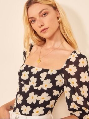 Reformation Georgia Square-Neck Puff Sleeve Top
